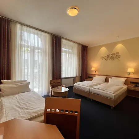 Mack Private Hotel
